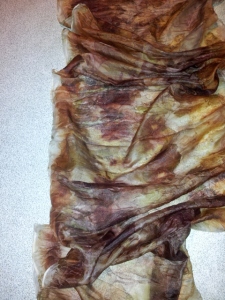 This one is the silk scarf, still wet and just unbundled. The reds of the onion skins are showing well! 